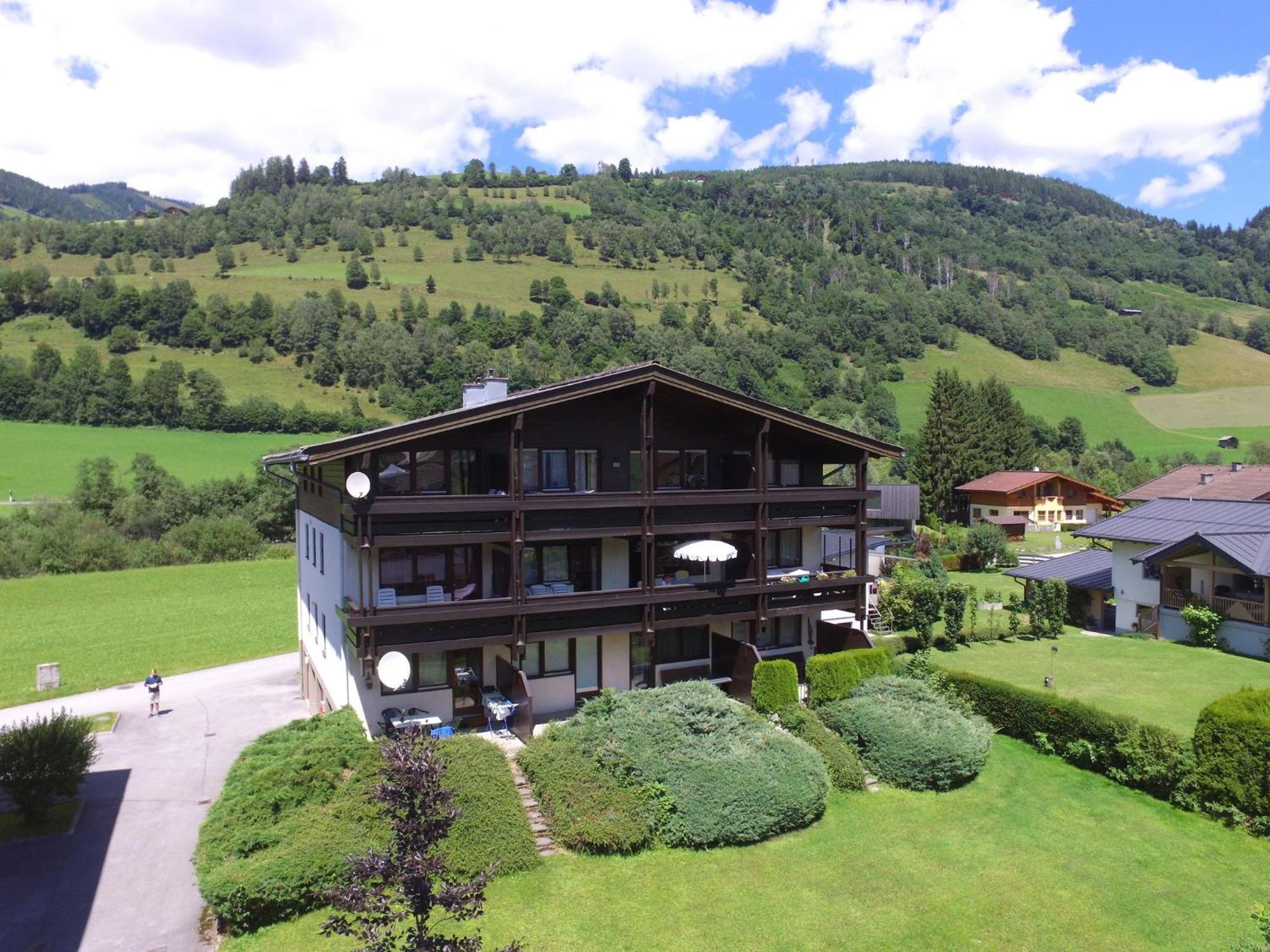 Apartment In Niedernsill Near Centre Exterior foto